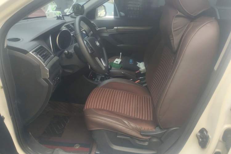 Used BAIC Senova X65 2015 2.0T manual Comfort trim level Left Front Seat