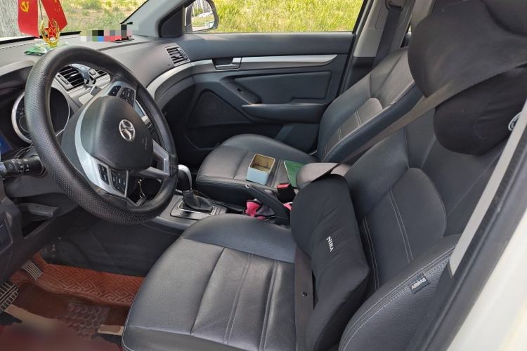 Used BAIC Senova X65 2015 2.0T Automatic Elite Model Left Front Seat
