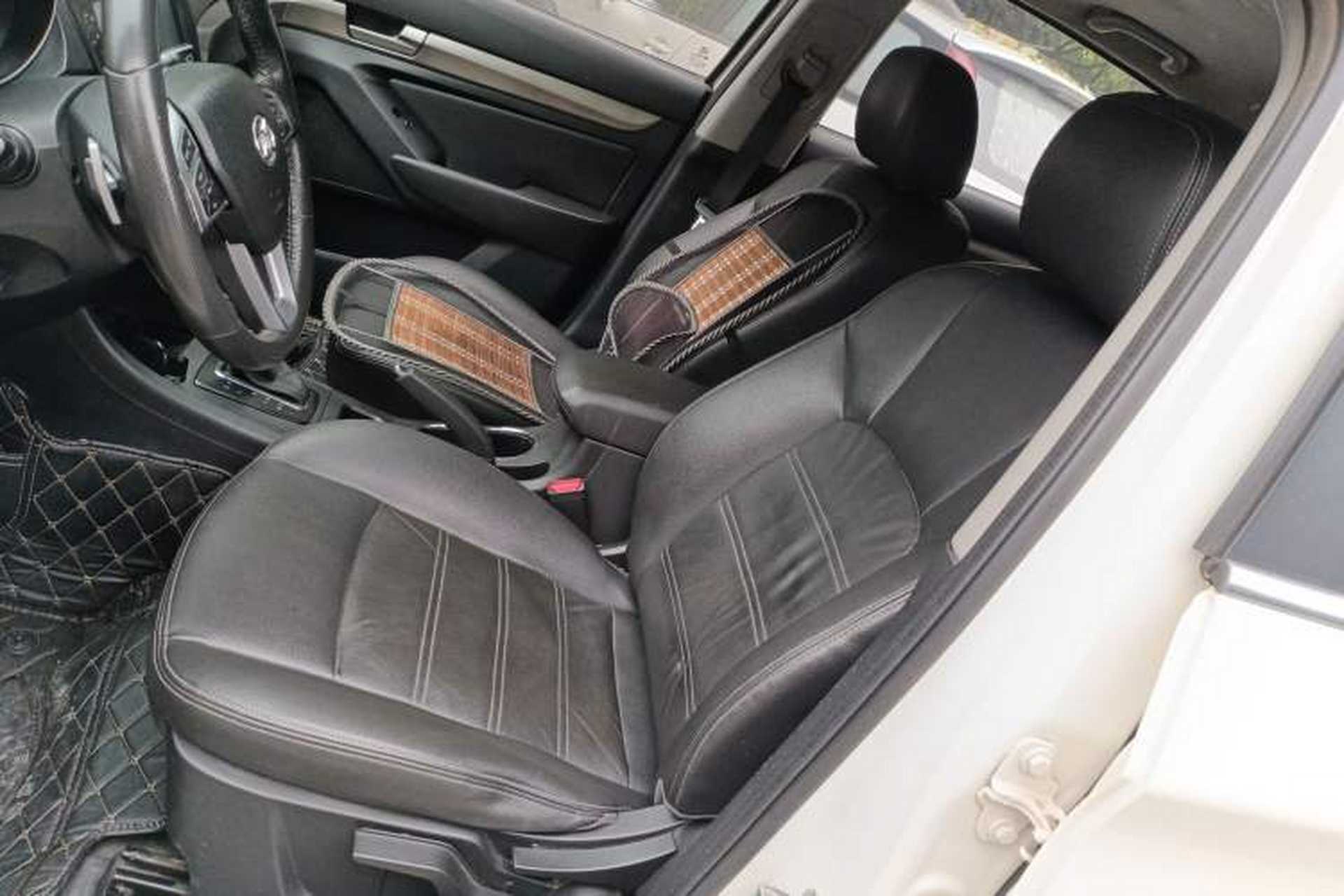 Used BAIC Senova X65 2015 2.0T automatic comfort version Left Front Seat