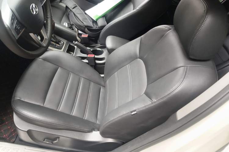 Used BAIC Senova X65 2015 2.0T Automatic Elite Model Left Front Seat