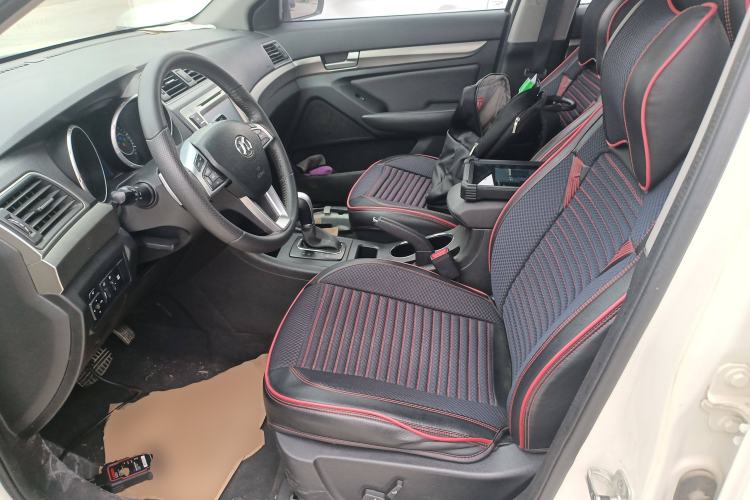 Used BAIC Senova X65 2015 2.0T Automatic Elite Model Left Front Seat