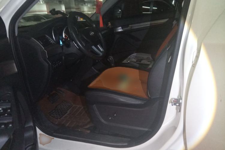 Used BAIC Senova X65 2015 2.0T Automatic Elite Model Left Front Seat