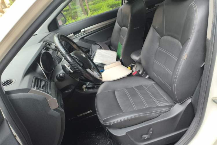 Used BAIC Senova X65 2015 2.0T Automatic Elite Model Left Front Seat
