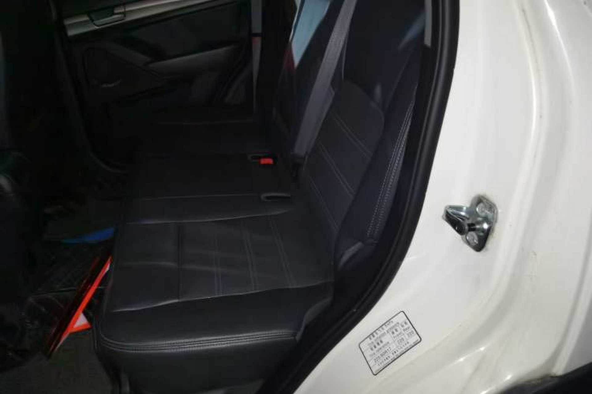 Used BAIC Senova X65 2015 2.0T automatic comfort version Left Rear Seat
