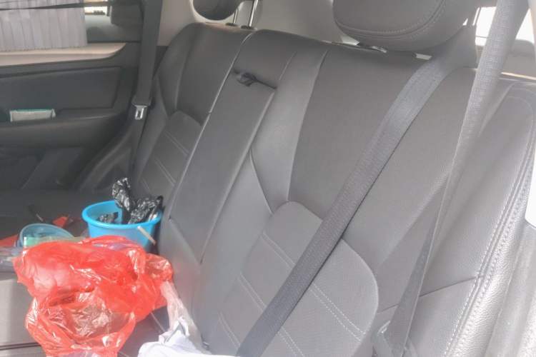 Used BAIC Senova X65 2015 2.0T automatic luxury version Left Rear Seat