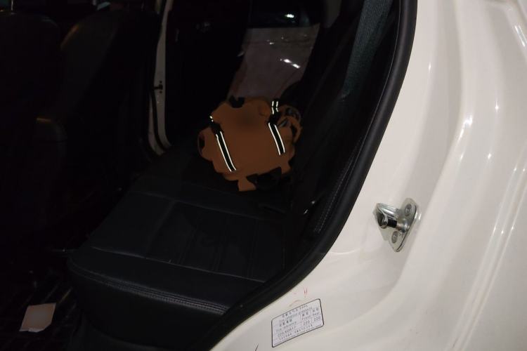 Used BAIC Senova X65 2015 2.0T Automatic Elite Model Left Rear Seat