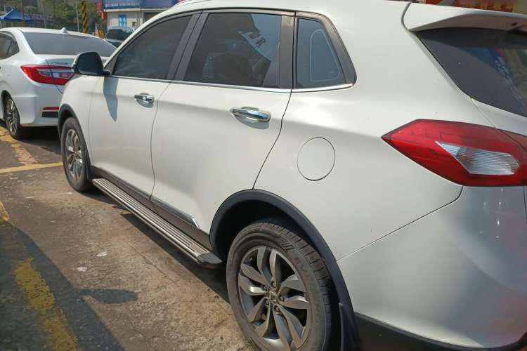 Used BAIC Senova X65 2015 2.0T Automatic Elite Model Left Side