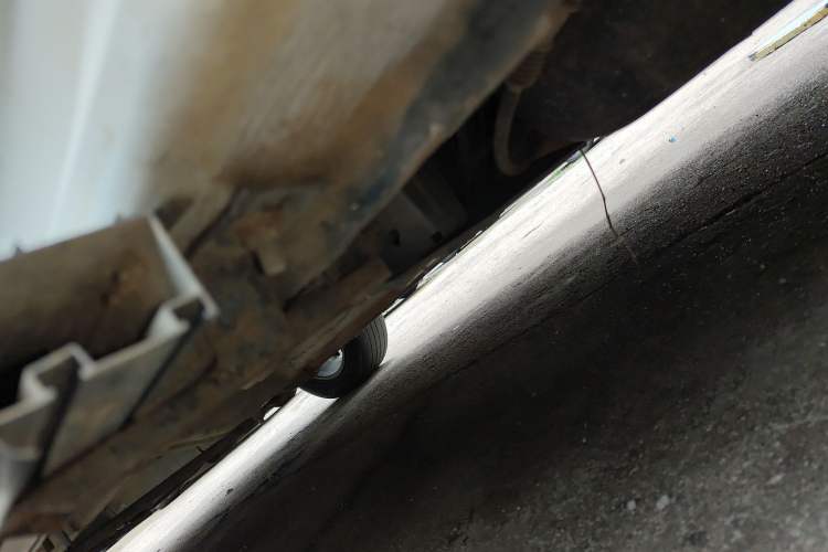 Used BAIC Senova X65 2015 2.0T Automatic Elite Model Left Side Sill