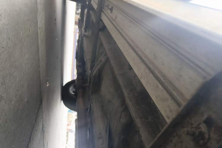 Used BAIC Senova X65 2015 2.0T Automatic Elite Model Left Side Sill