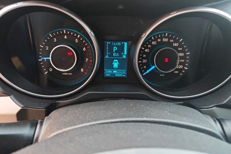 Used BAIC Senova X65 2015 2.0T Automatic Elite Model Odometer Close Up