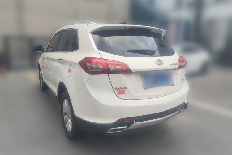 Used BAIC Senova X65 2015 2.0T manual Comfort trim level Rear Left 45 Deg