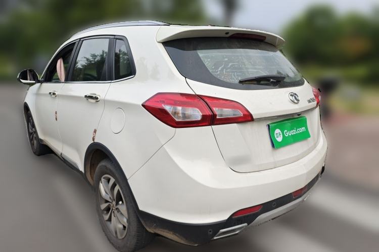 Used BAIC Senova X65 2015 2.0T Automatic Elite Model Rear Left 45 Deg