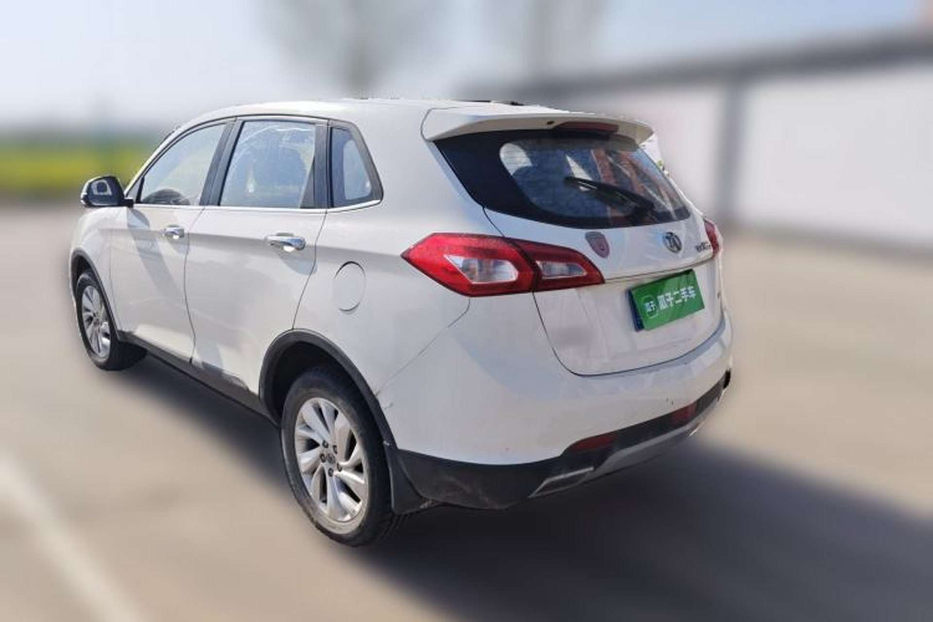 Used BAIC Senova X65 2015 2.0T manual Comfort trim level Rear Left 45 Deg