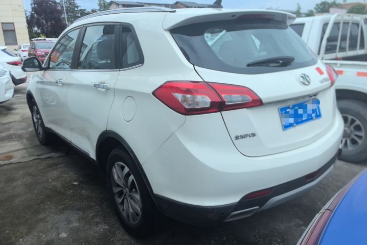 Used BAIC Senova X65 2015 2.0T Automatic Elite Model Rear Left 45 Deg
