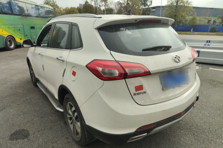 Used BAIC Senova X65 2015 2.0T Automatic Elite Model Rear Left 45 Deg