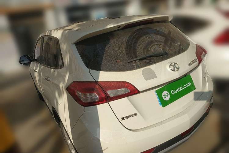 Used BAIC Senova X65 2015 2.0T manual Comfort trim level Rear Left 45 Deg