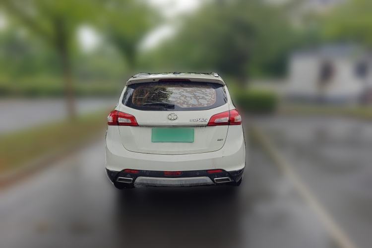 Used BAIC Senova X65 2015 2.0T automatic comfort version Rear