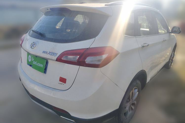 Used BAIC Senova X65 2015 2.0T Automatic Elite Model Rear Right 45 Deg