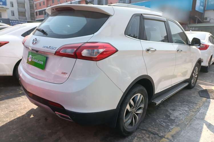 Used BAIC Senova X65 2015 2.0T Automatic Elite Model Rear Right 45 Deg
