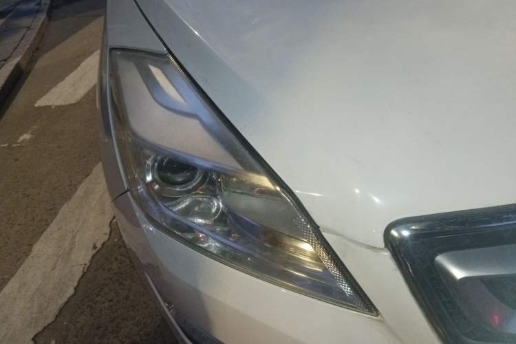 Used BAIC Senova X65 2015 2.0T Automatic Elite Model Right Front Headlight