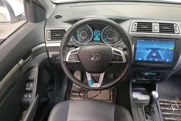 Used BAIC Senova X65 2015 2.0T Automatic Elite Model Steering Wheel
