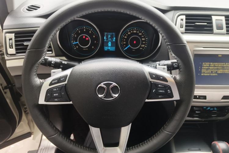 Used BAIC Senova X65 2015 2.0T Automatic Elite Model Steering Wheel