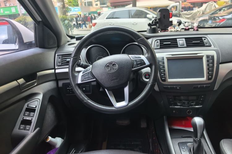 Used BAIC Senova X65 2015 2.0T Automatic Elite Model Steering Wheel
