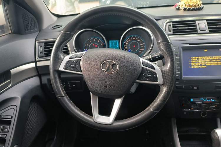 Used BAIC Senova X65 2015 2.0T Automatic Elite Model Steering Wheel