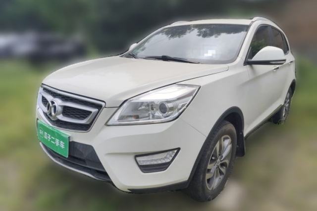 Used BAIC Senova X65 2015 2.0T Automatic Elite Model