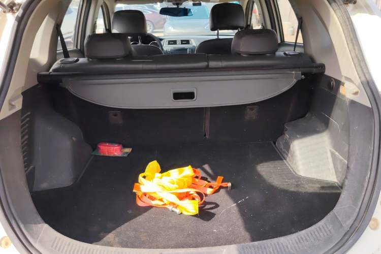 Used BAIC Senova X65 2015 2.0T Manual Elite Edition Trunk