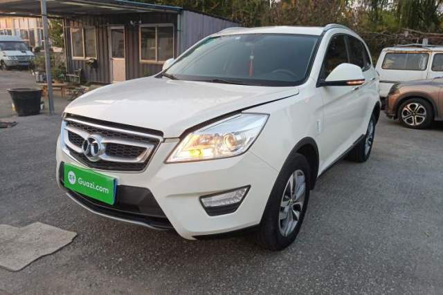 Used BAIC Senova X65 2015 2.0T Automatic Elite Model
