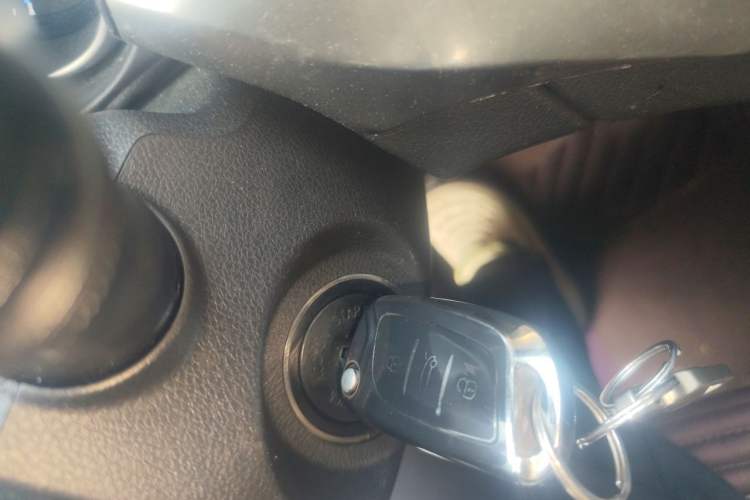 Used BAIC Senova X65 2015 2.0T manual Comfort trim level Vehicle Key