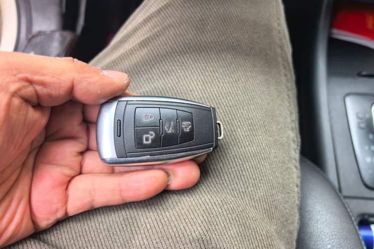 Used BAIC Senova X65 2015 2.0T Automatic Elite Model Vehicle Key