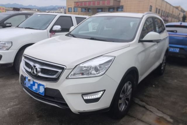 Used BAIC Senova X65 2015 2.0T Automatic Elite Model