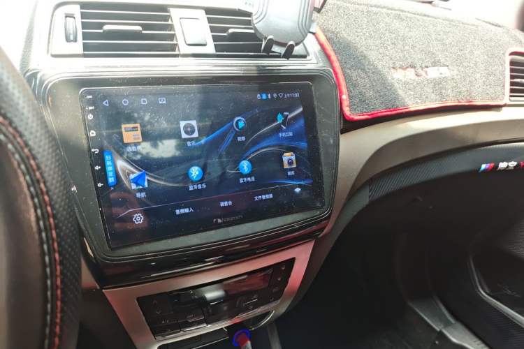Used BAIC Senova X65 2015 2.0T Automatic Elite Model Audio And AC Panel