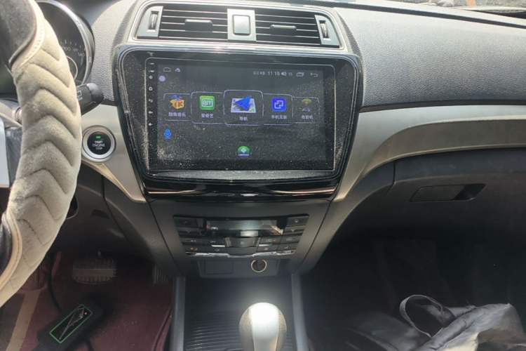 Used BAIC Senova X65 2015 2.0T automatic comfort version Audio And AC Panel