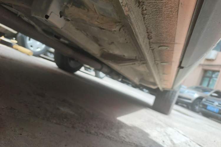 Used BAIC Senova X65 2015 2.0T Automatic Elite Model Chassis Rear Right