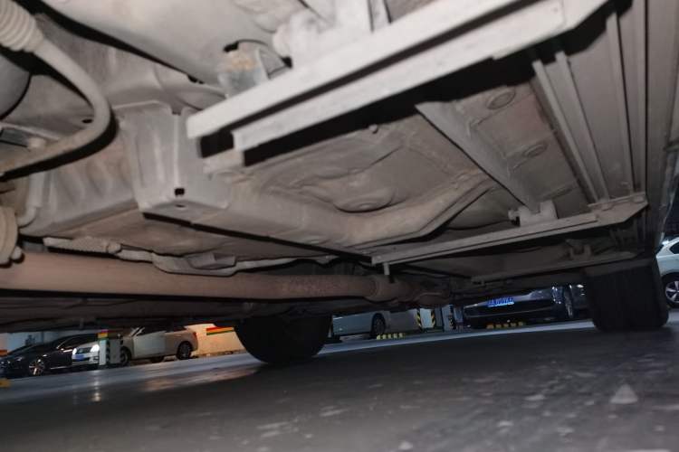 Used BAIC Senova X65 2015 2.0T Automatic Elite Model Chassis Rear Right