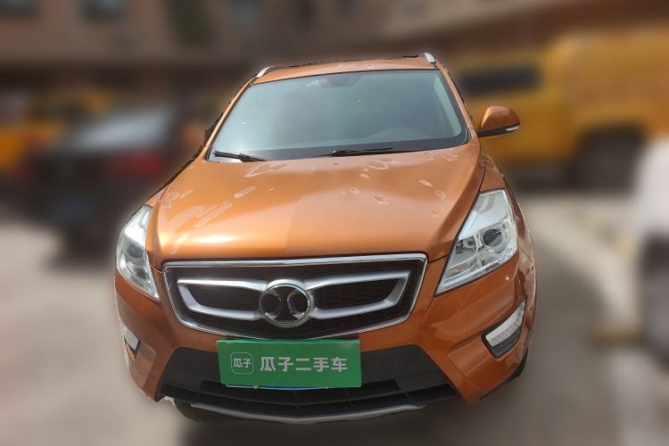 Used BAIC Senova X65 2015 2.0T Automatic Elite Model Front