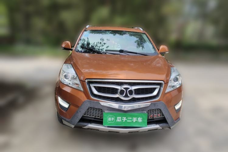 Used BAIC Senova X65 2015 2.0T Automatic Elite Model Front