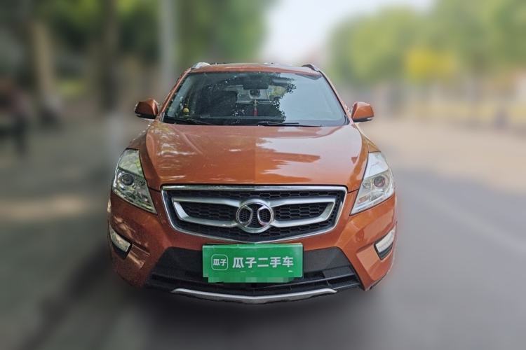 Used BAIC Senova X65 2015 2.0T Automatic Elite Model Front