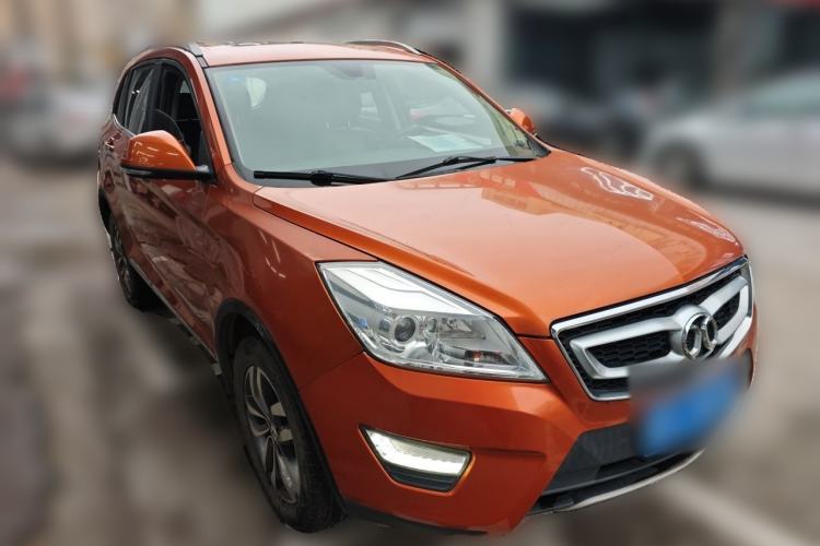 Used BAIC Senova X65 2015 2.0T Automatic Elite Model Front Right 45 Deg