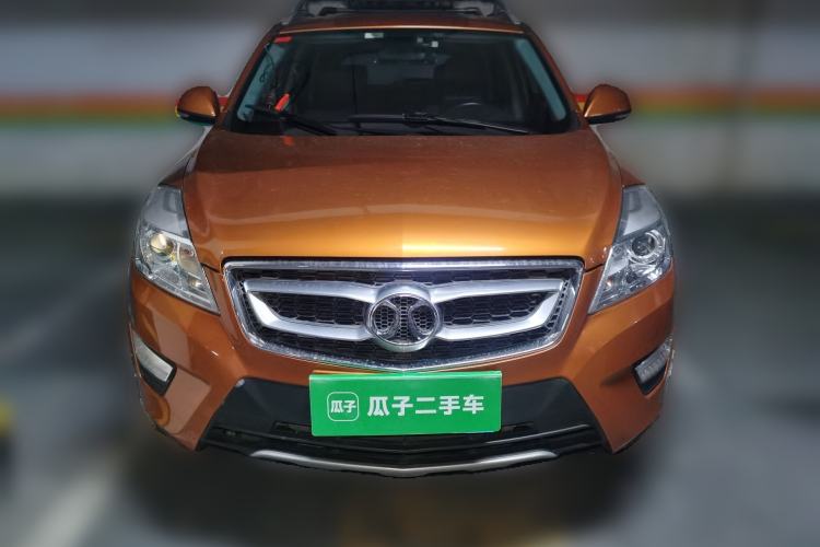 Used BAIC Senova X65 2015 2.0T Automatic Elite Model Front