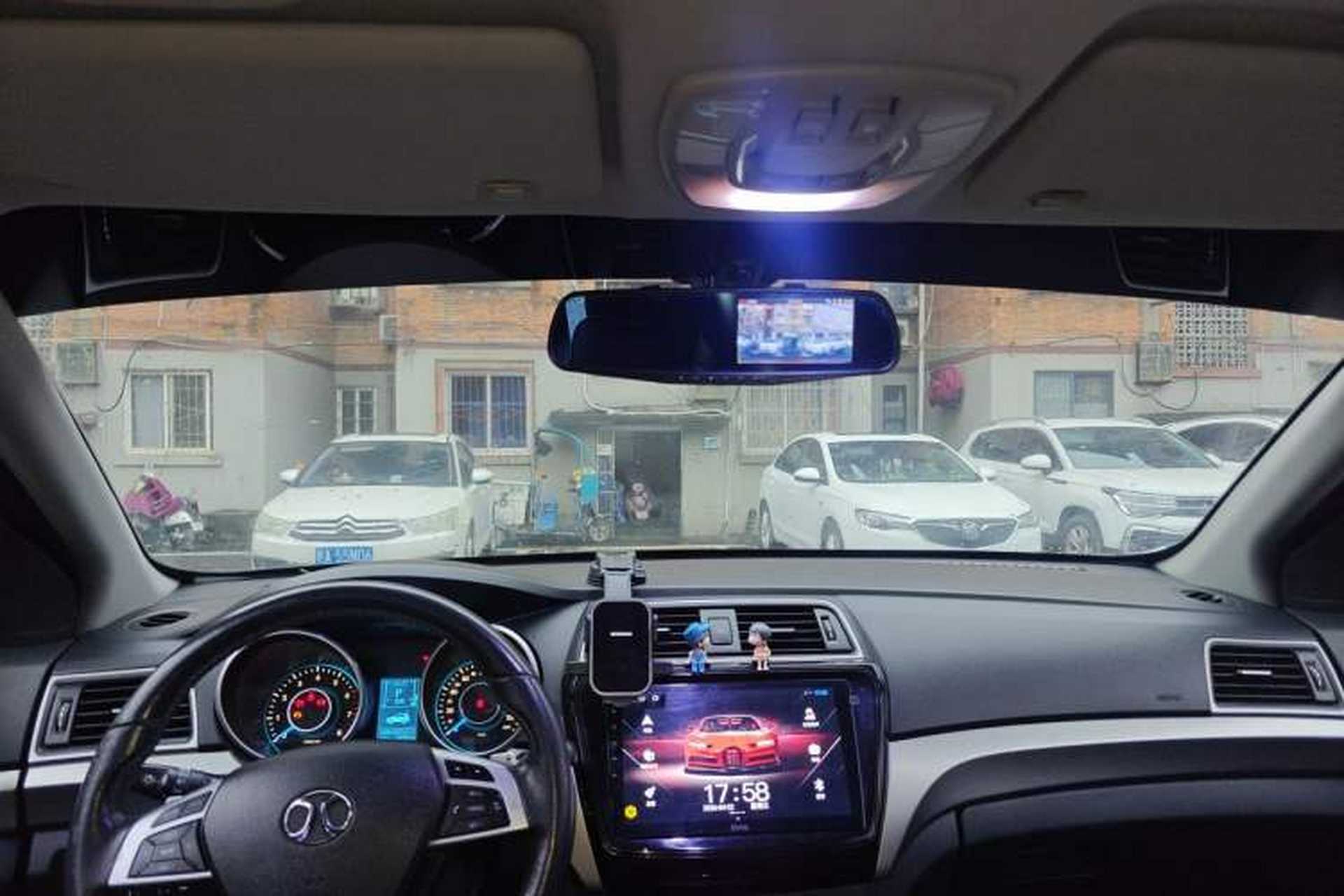 Used BAIC Senova X65 2015 2.0T Automatic Elite Model Headliner