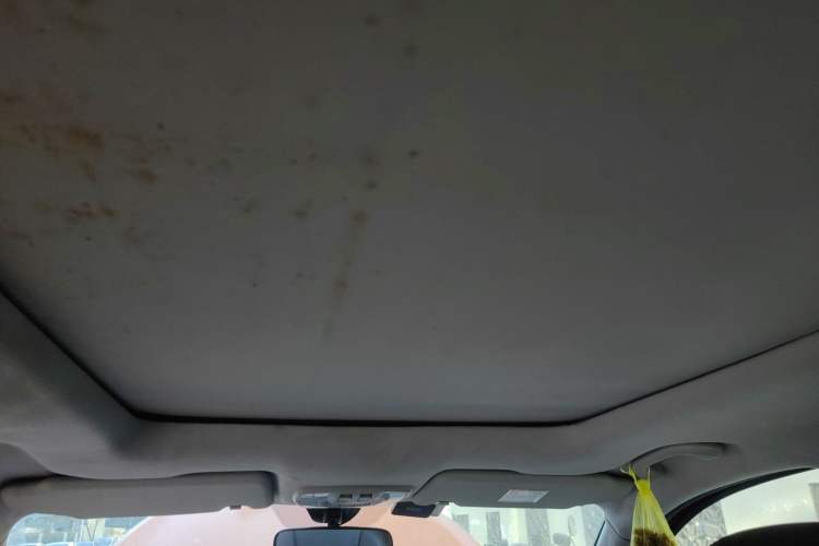 Used BAIC Senova X65 2015 2.0T Manual Elite Edition Headliner