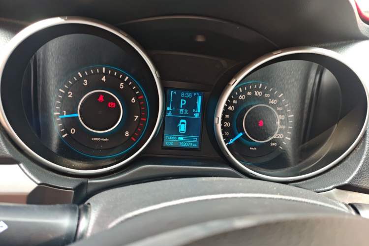 Used BAIC Senova X65 2015 2.0T Automatic Elite Model Instrument Cluster