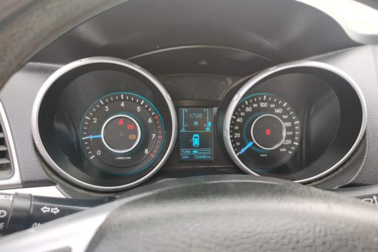 Used BAIC Senova X65 2015 2.0T manual Comfort trim level Instrument Cluster