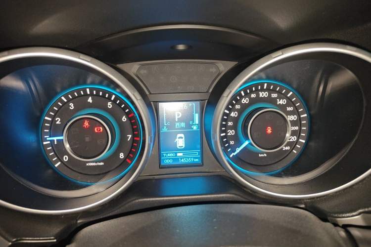 Used BAIC Senova X65 2015 2.0T Automatic Elite Model Instrument Cluster