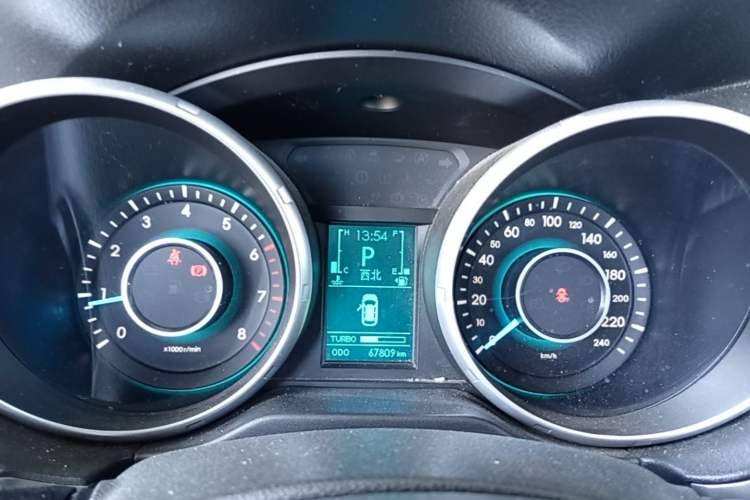 Used BAIC Senova X65 2015 2.0T Automatic Elite Model Instrument Cluster