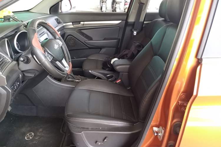 Used BAIC Senova X65 2015 2.0T Automatic Elite Model Left Front Seat